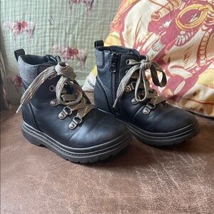 Cat & Jack Black and Gray Kids Boots size Toddler 10 - worn 2x